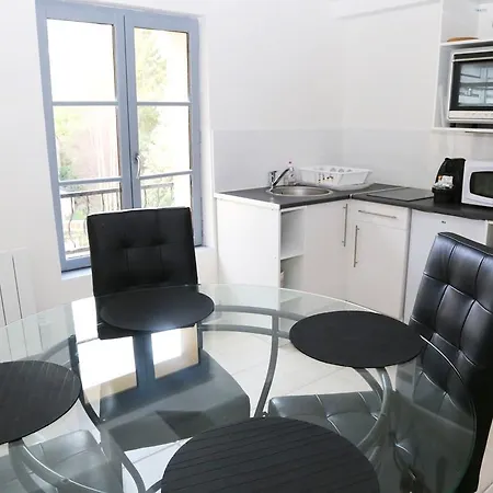 アパート Moderne